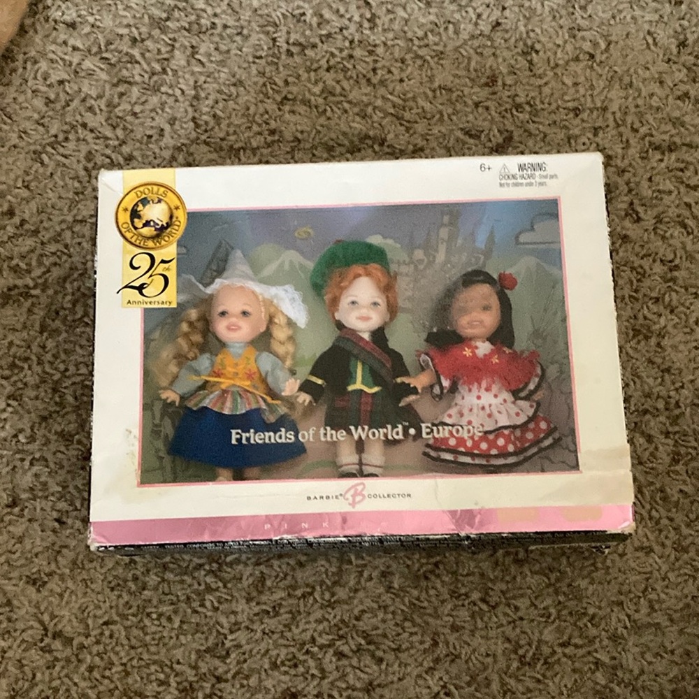 New Barbie friends of the world, Europe, Holland, Spain, Scotland